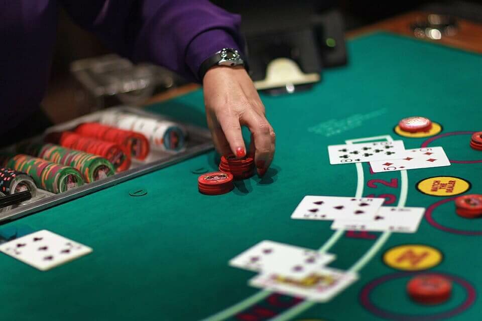 Baccarat Strategy – How to Dominate the Casino Card Game